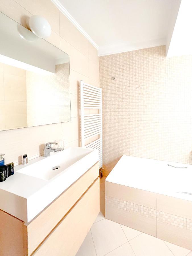 Helichrysum Anhome Premium Selection เอเธนส์ ภายนอก รูปภาพ